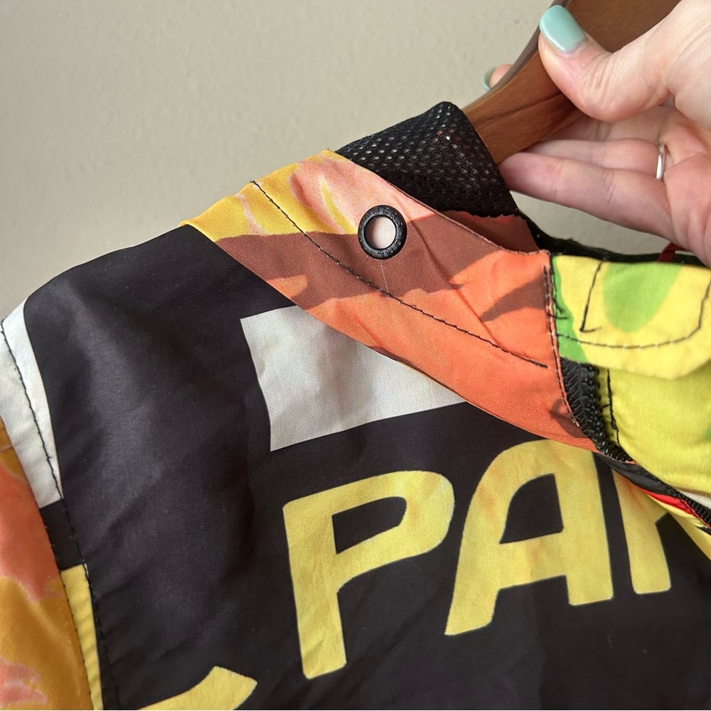 Members Only x Nickelodeon Spongebob Patrick Windbreaker Jacket | Size M - Picture 6 of 10